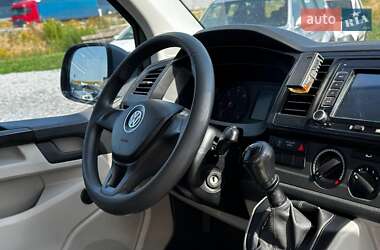 Минивэн Volkswagen Transporter 2016 в 