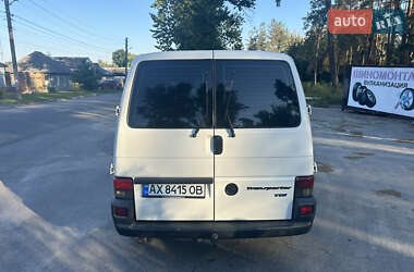 Грузопассажирский фургон Volkswagen Transporter 2002 в 