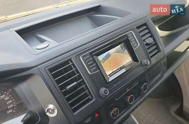 Грузовой фургон Volkswagen Transporter 2017 в 