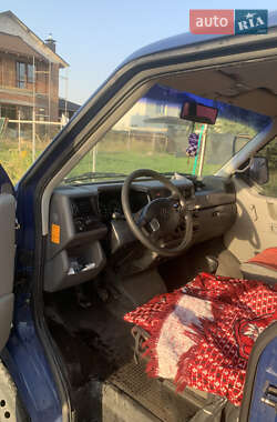Минивэн Volkswagen Transporter 1996 в 