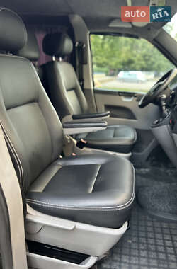 Минивэн Volkswagen Transporter 2006 в 