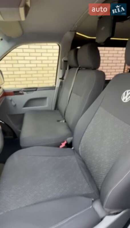 Минивэн Volkswagen Transporter 2006 в Полтаве