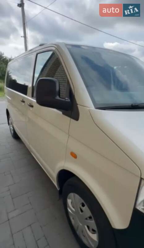 Минивэн Volkswagen Transporter 2006 в Полтаве