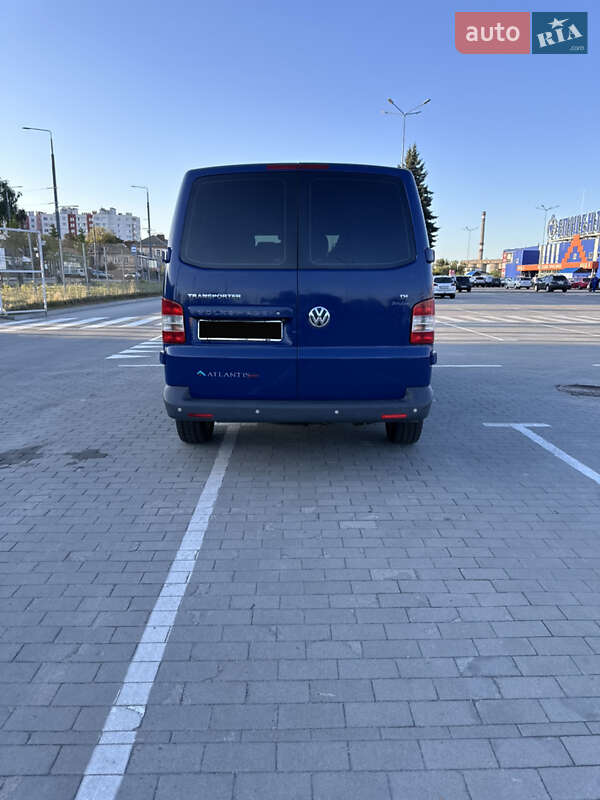 Минивэн Volkswagen Transporter 2010 в Виннице