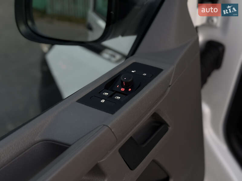 Грузовой фургон Volkswagen Transporter 2020 в Киеве