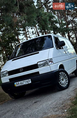 Грузовой фургон Volkswagen Transporter 1998 в 