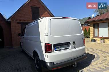 Грузовой фургон Volkswagen Transporter 2020 в 