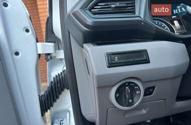 Грузовой фургон Volkswagen Transporter 2020 в 