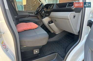 Грузовой фургон Volkswagen Transporter 2020 в 