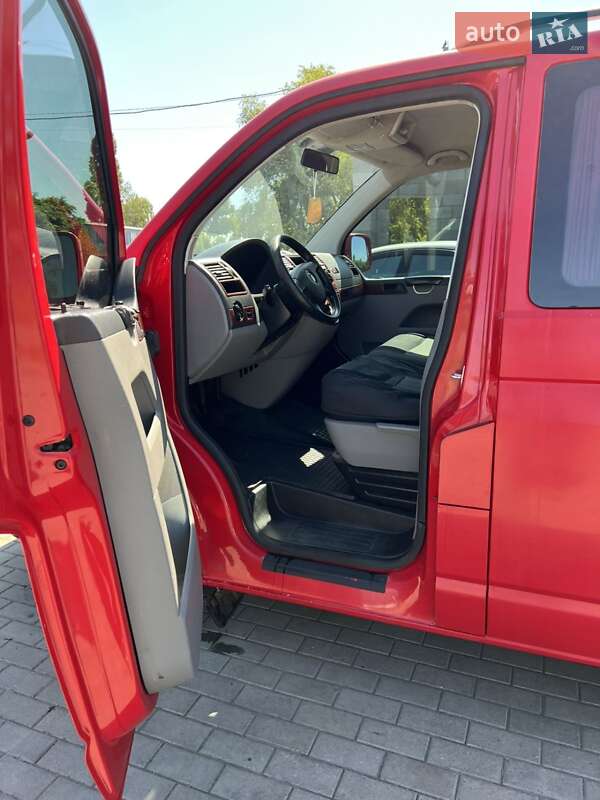 Минивэн Volkswagen Transporter 2009 в Никополе