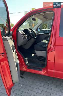 Минивэн Volkswagen Transporter 2009 в 