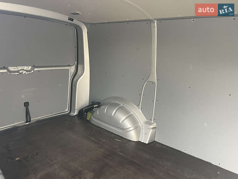 Грузовой фургон Volkswagen Transporter 2019 в Львове