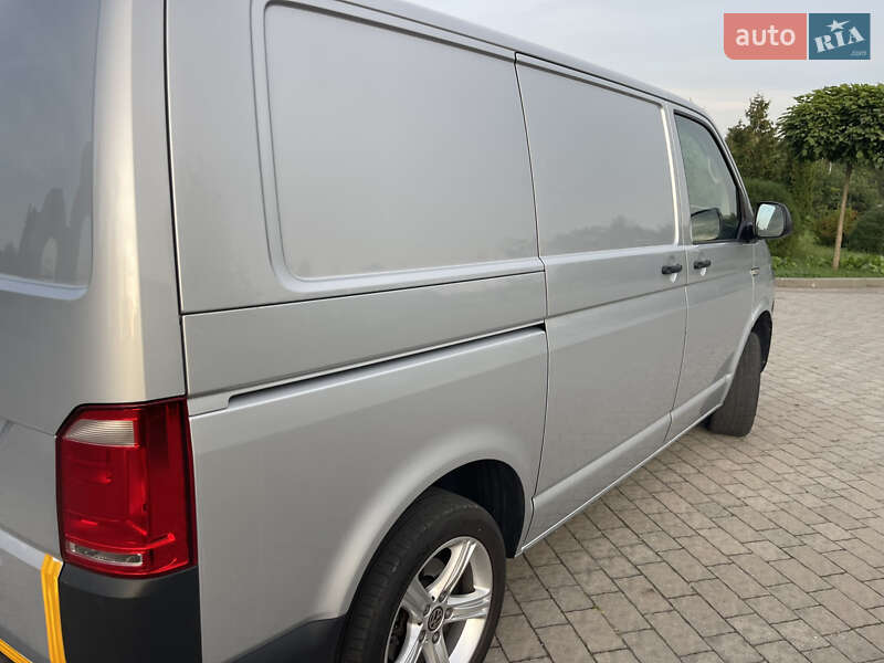 Грузовой фургон Volkswagen Transporter 2019 в Львове