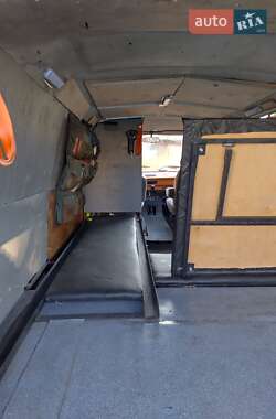 Минивэн Volkswagen Transporter 1984 в 