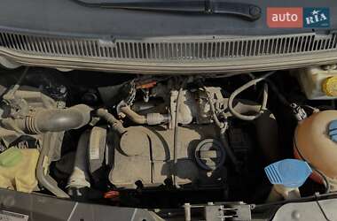 Минивэн Volkswagen Transporter 2009 в 