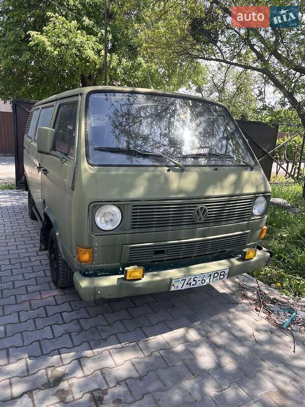 Минивэн Volkswagen Transporter 1990 в 