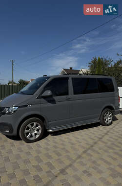 Минивэн Volkswagen Transporter 2019 в 