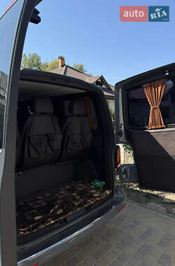 Минивэн Volkswagen Transporter 2019 в 