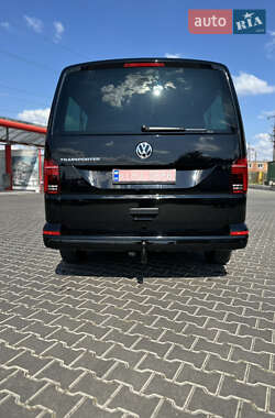 Минивэн Volkswagen Transporter 2021 в 