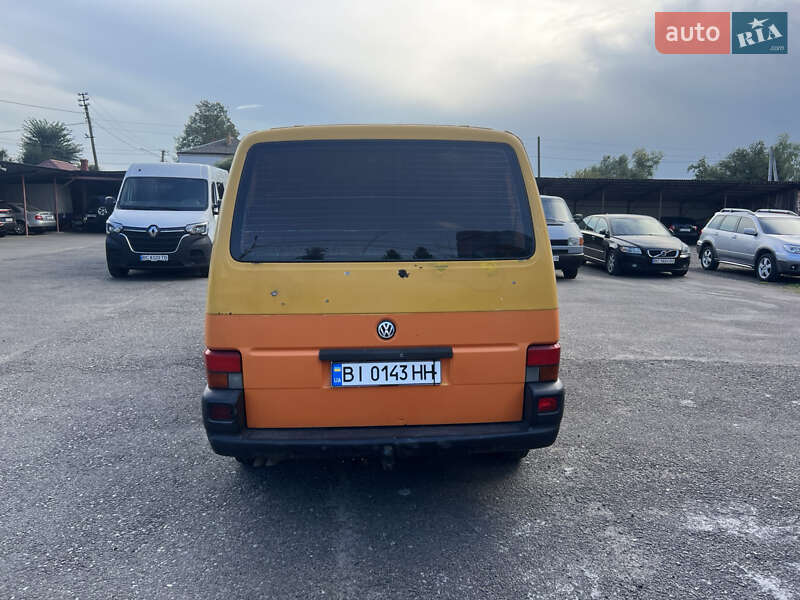Минивэн Volkswagen Transporter 1996 в Дрогобыче