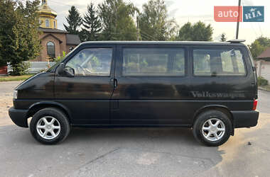 Минивэн Volkswagen Transporter 2000 в 