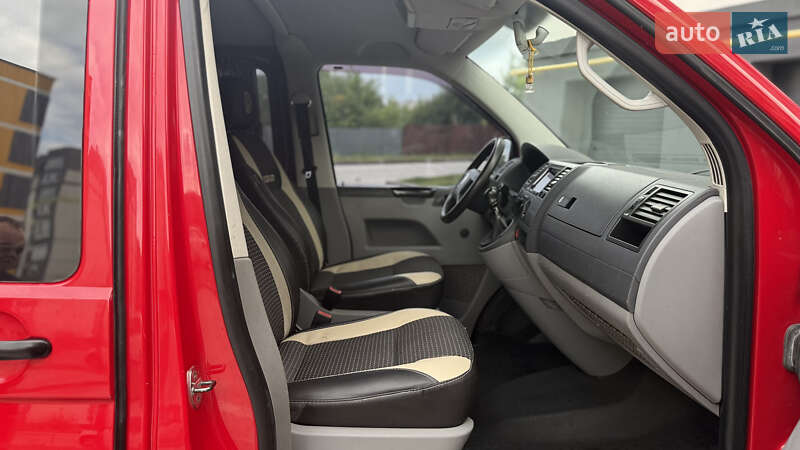 Минивэн Volkswagen Transporter 2004 в Ивано-Франковске
