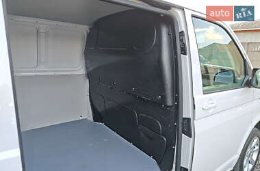 Грузовой фургон Volkswagen Transporter 2020 в 