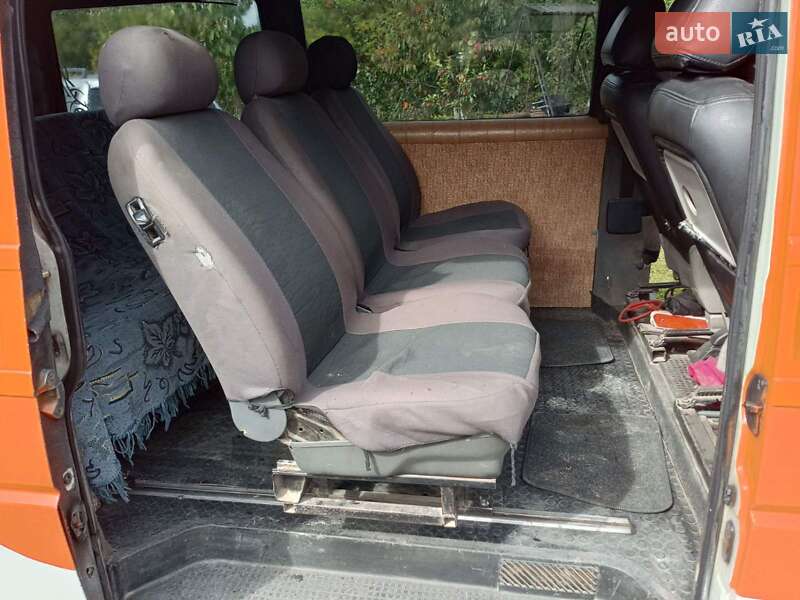 Минивэн Volkswagen Transporter 1995 в 