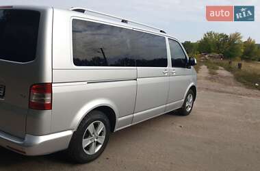Минивэн Volkswagen Transporter 2013 в 