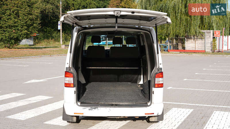 Грузовой фургон Volkswagen Transporter 2010 в Киеве