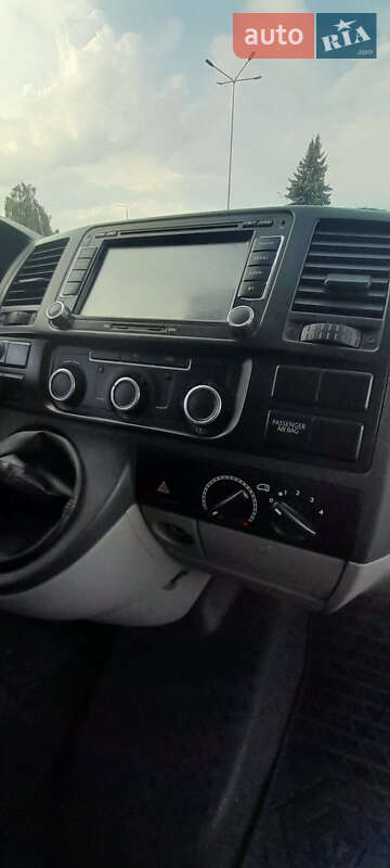 Минивэн Volkswagen Transporter 2010 в Виннице