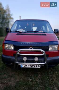 Минивэн Volkswagen Transporter 2000 в Буске