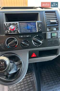 Минивэн Volkswagen Transporter 2009 в 