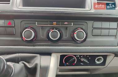 Минивэн Volkswagen Transporter 2016 в 