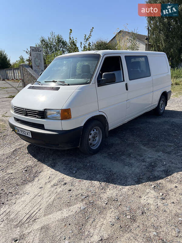 Минивэн Volkswagen Transporter 1998 в Рокитном