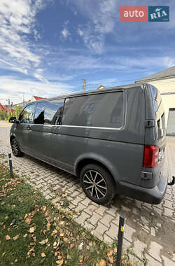 Минивэн Volkswagen Transporter 2017 в 