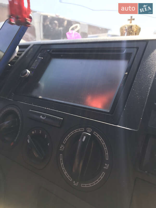 Грузовой фургон Volkswagen Transporter 2004 в Одессе фото 9 Грузовой фургон Volkswagen Transporter 2004 в Одессе