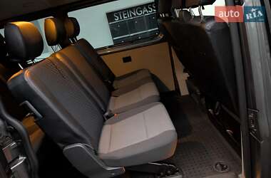 Минивэн Volkswagen Transporter 2018 в 