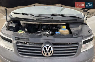 Микроавтобус Volkswagen Transporter 2004 в 