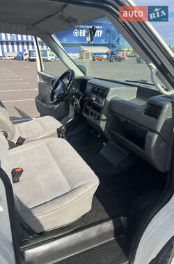Минивэн Volkswagen Transporter 1999 в 