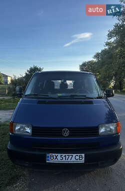 Минивэн Volkswagen Transporter 2000 в 