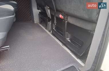 Грузовой фургон Volkswagen Transporter 2006 в 