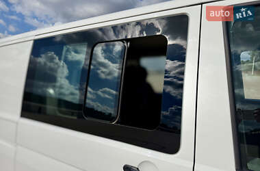 Минивэн Volkswagen Transporter 2021 в 
