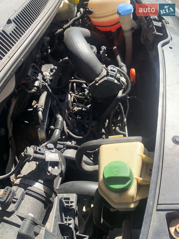 Минивэн Volkswagen Transporter 2010 в Берегово