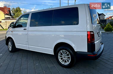 Минивэн Volkswagen Transporter 2017 в 