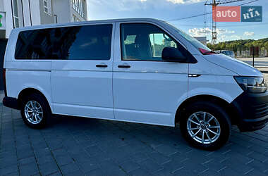 Минивэн Volkswagen Transporter 2017 в 