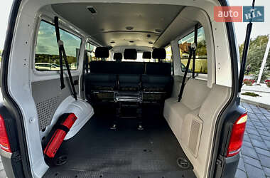 Минивэн Volkswagen Transporter 2017 в 