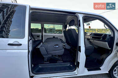 Минивэн Volkswagen Transporter 2017 в 