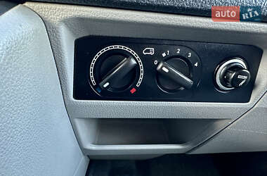 Минивэн Volkswagen Transporter 2017 в 