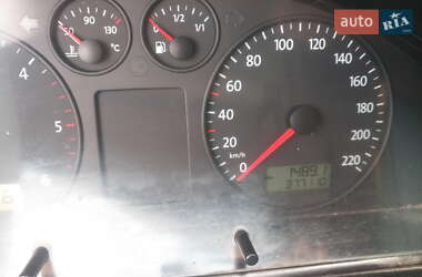 Минивэн Volkswagen Transporter 2006 в 